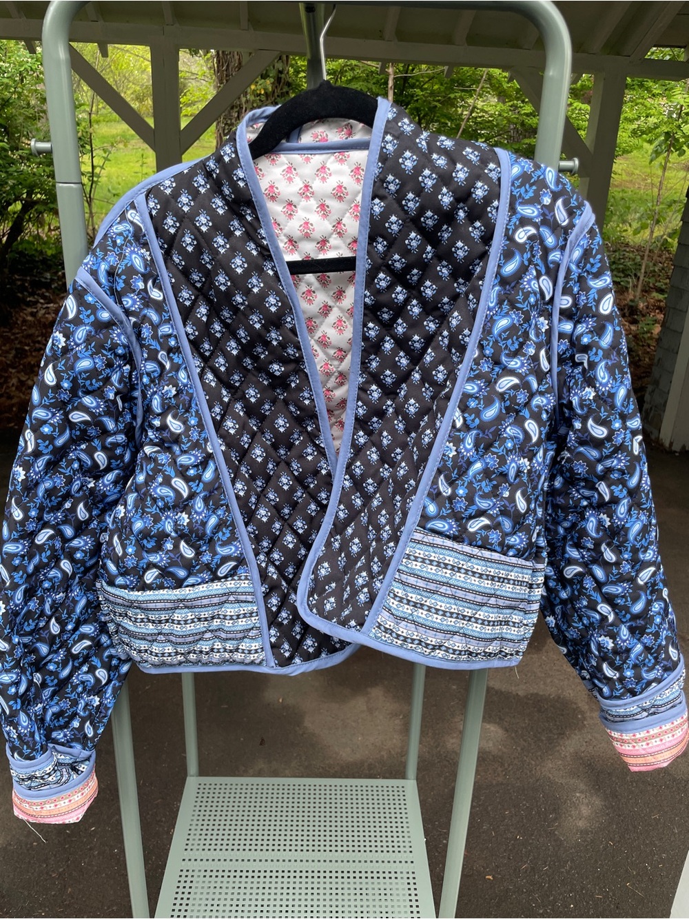 Reversible Pink Floral Quilted Puffer Jacket with Blue Trim - Picture 2 of 2
